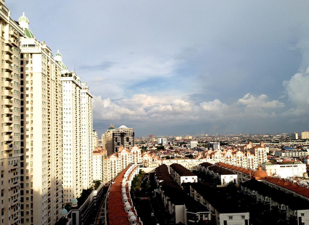 Ravarine Suite Apartment Jakarta Eksteriør bilde