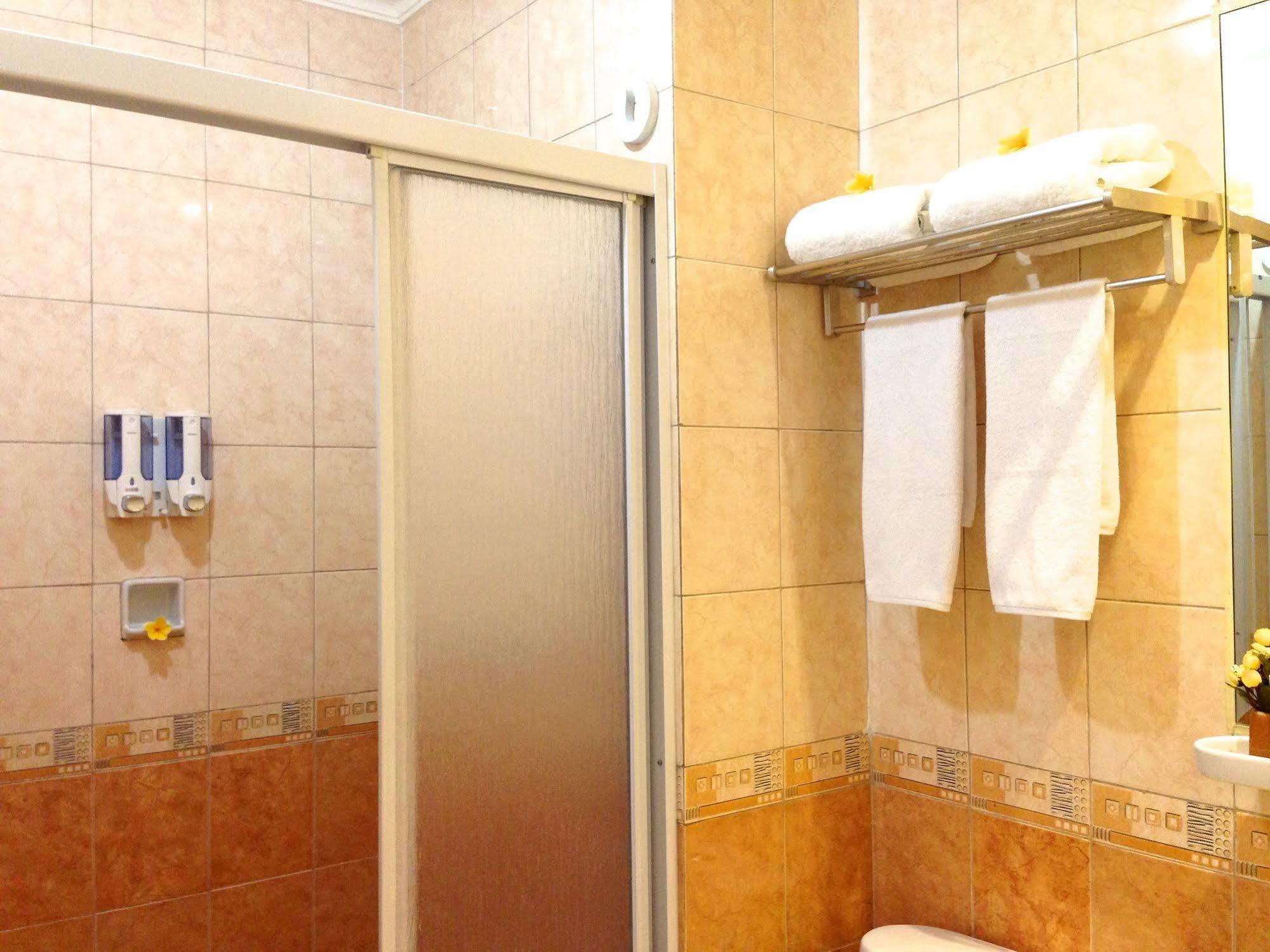 Ravarine Suite Apartment Jakarta Eksteriør bilde